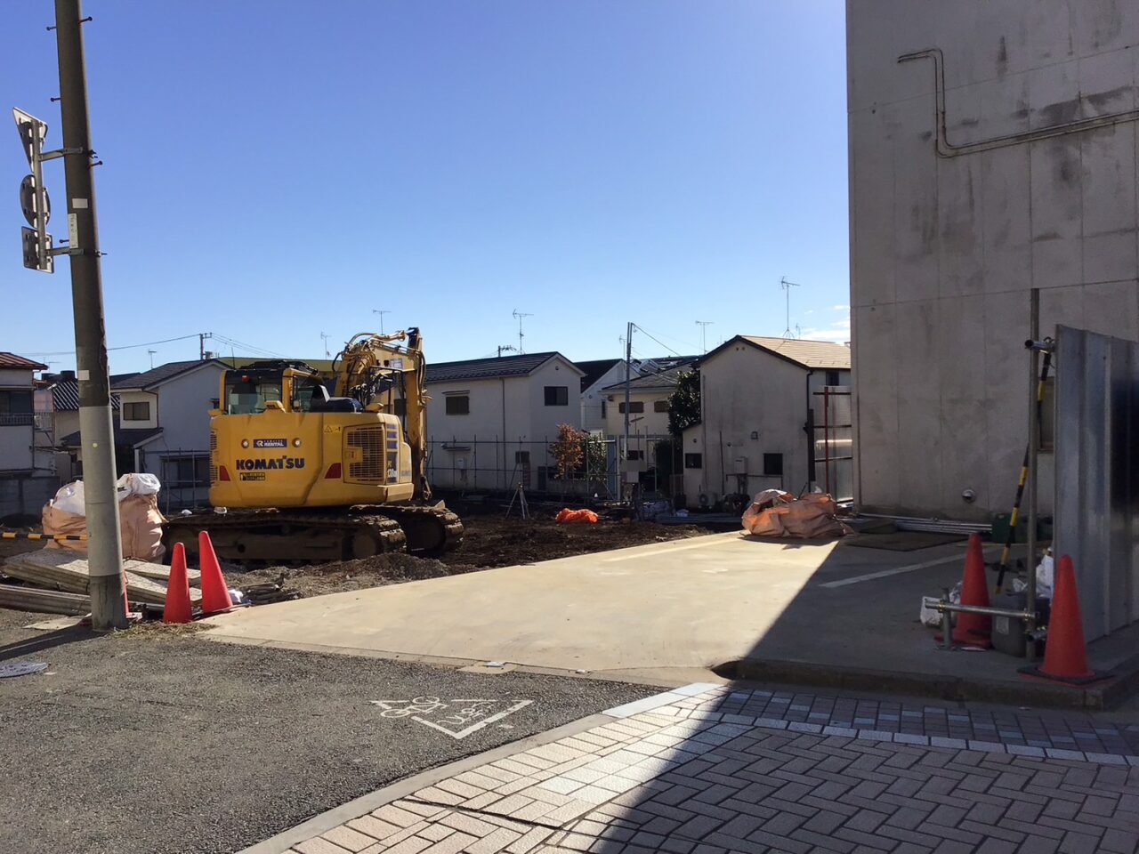 20251114_1112_01_hujimiginza02